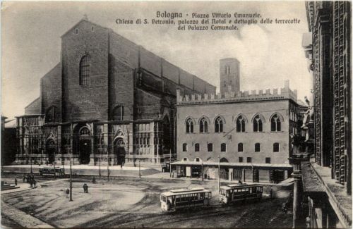 Bologna - Piazza Vittario Emanuele