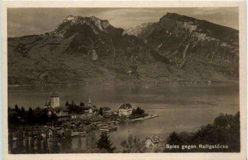 Spiez gegen Ralligstöcke