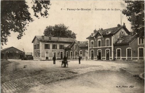 Paray le Monial - Exterieur de la Gare