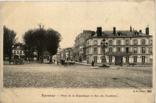 Epernay - Place de la Republique