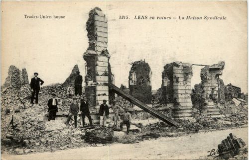 Lens en ruines
