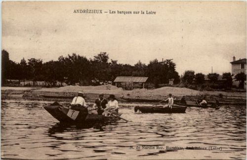 Andrezieux - Les barques sur la Loire