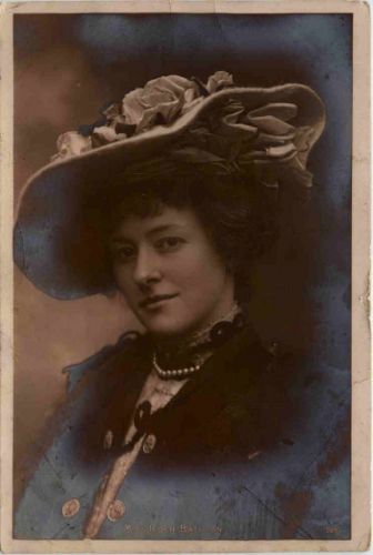 Miss Lessie Bateman