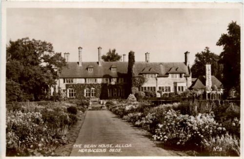 Alloa - The Gean House