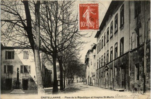 Castellanne - Place de la Republique