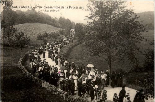 Sauvagnac - Ensemble de la Procession