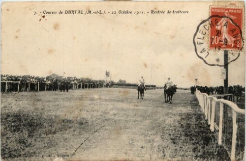 Courses de Durtal - Rentree de trotteurs