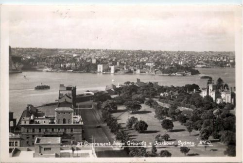 Sydney - Government Haus Grounds & Harbour