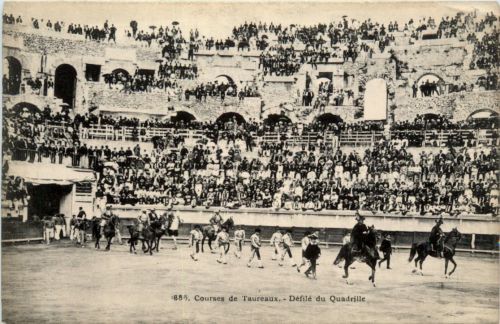 Courses de Taureaux - Defile du Quadrille