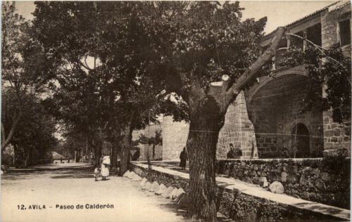 Avila - Paseo de Calderon