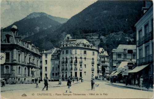 Cauterets - Place Georges Clemenceau