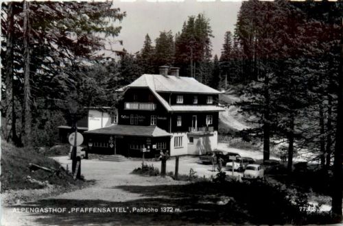 Alpengasthof Pfaffensattel, Steinhaus