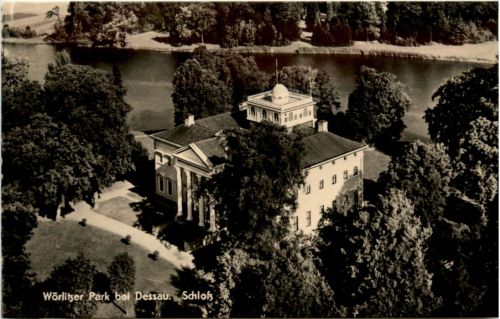 Wörlitzer Park, Schloss