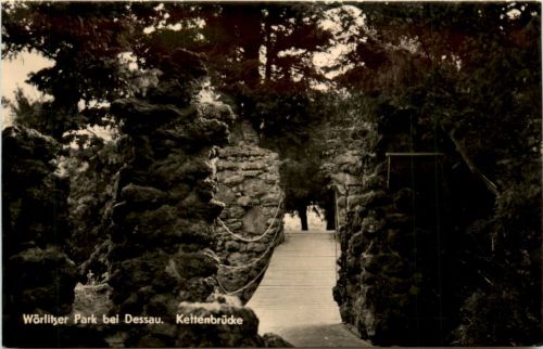 Wörlitzer Park, Kettenbrücke