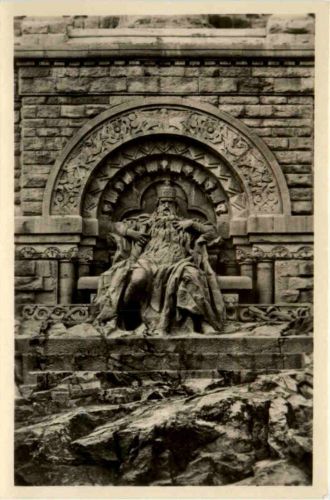 Kyffhäuser Denkmal u. Barbarossa