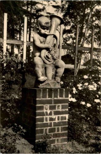 Bad Lausick, Im Rosengarten