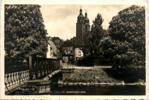 Plauen, Elsterpartie am schwarzen Steg mit Johanniskirche