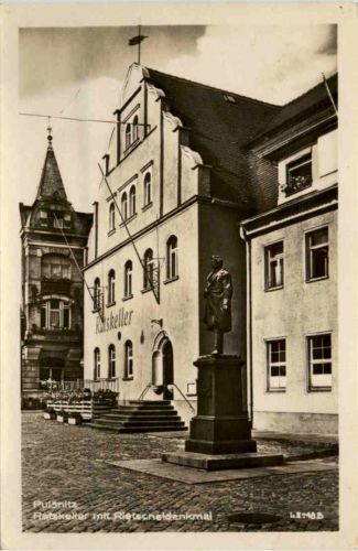 Pulsnitz, Ratskeller mit Ritscheldenkmall