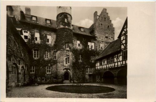 Römhild/Thür., SchlossGlücksburg, Innenhof