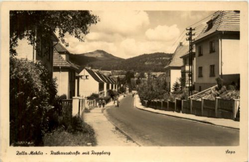 Zella-Mehlis, Rathausstrasse mit Ruppberg