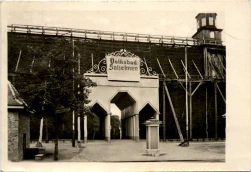 Schönebeck-Salzelmen, Gradierwerk mit Eingang zum Park