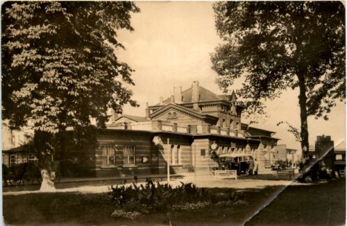 Waren-Müritz, Bahnhof