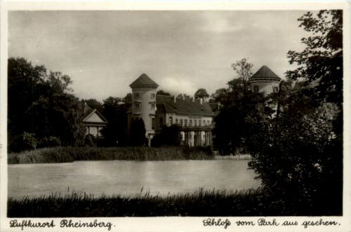 Kurort Rheinsberg, Schloss vom Park aus gesehen