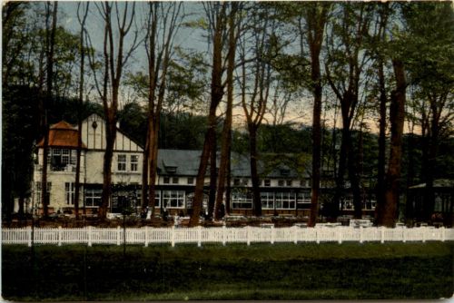 Bad Schwartau, Waldhalle