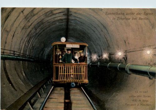 Treptow - Tunnelbahn unter Spree