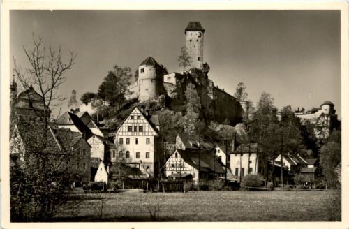 Neuhaus an der Pegnitz mit Burg Veldenstein