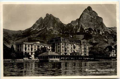 Brunnen - Waldstätterhof
