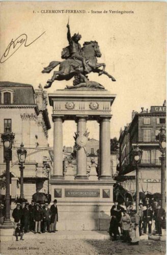 Clermont-Ferrand - Statue de Vercingetorix