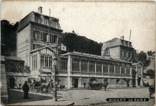 Dinant - La Gare