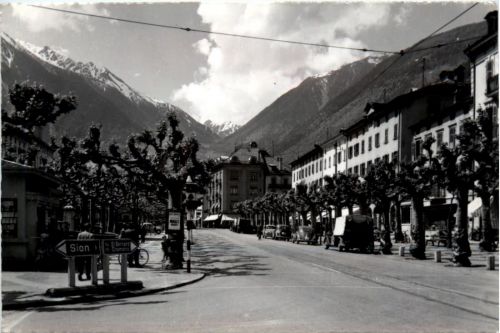 Martigny - La place Centrale