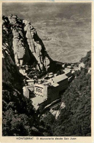 Montserrat - El Monasterio desde San Juan