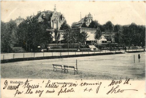Wiesbaden - Lawtennisplatz