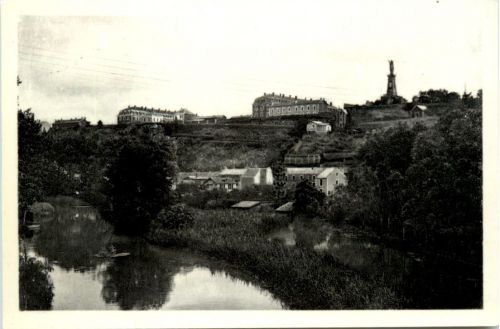 Poitiers, Le Clain et les Casernes des Dunes