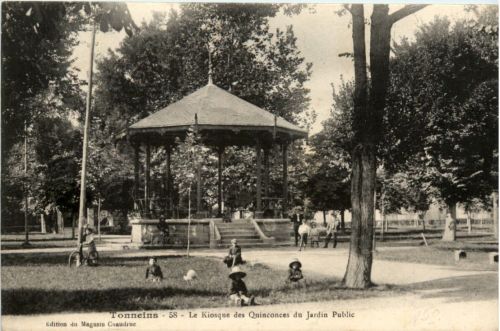 Tonneins, Le kiosque des Quinconces du Jardin Public