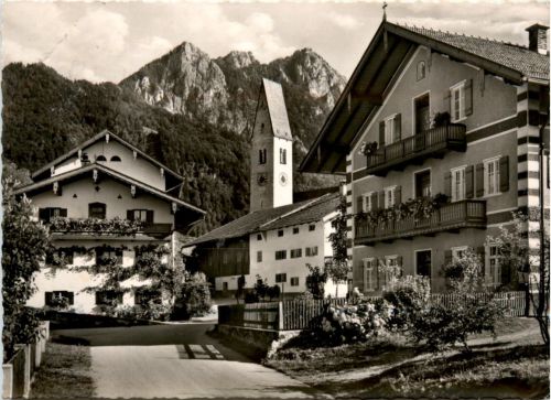 Nussdorf am Inn mit Heuberg