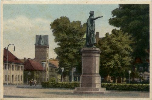 Dessau, Franz Denkmal