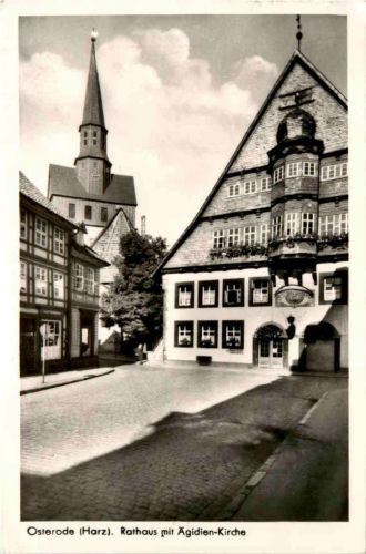 Osterode, Rathaus mit Ägidien-Kirche