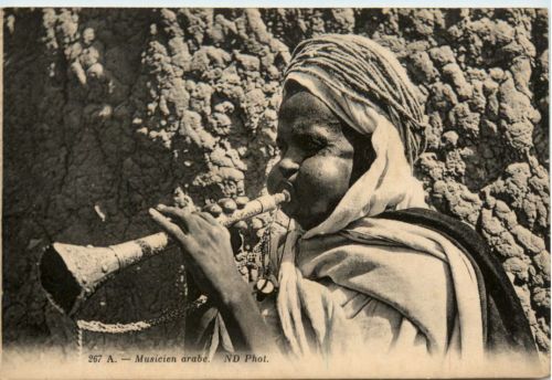 Musicien arabe