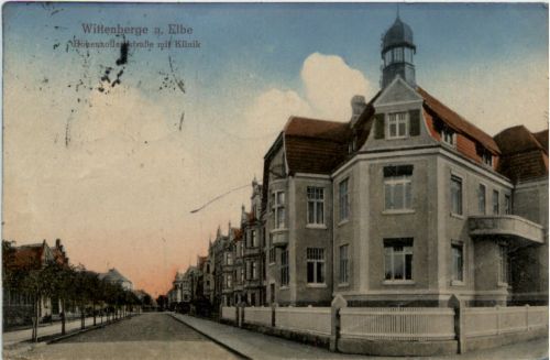 Wittenberge - Hohenzollernstrasse mit Klinik