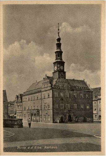 Pirna an der Elbe - Rathaus