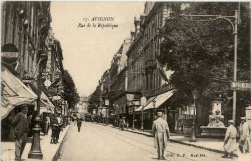Avignon - Rue de la Republique
