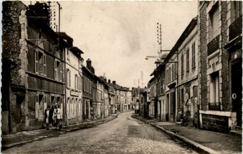 Saint Clair sur Epte - Rue Rouget de l Isle