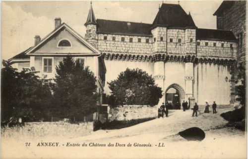 Annecy - Entree du Chateau des Ducs de Genevois