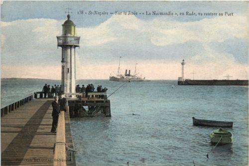 St. Nazaire - Sur la Jetee