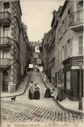 Boulogne sur Mer - La Rue du Fort en Bois