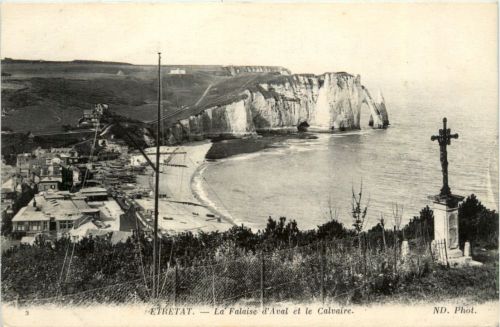 Etretat - La Falaise d Aval